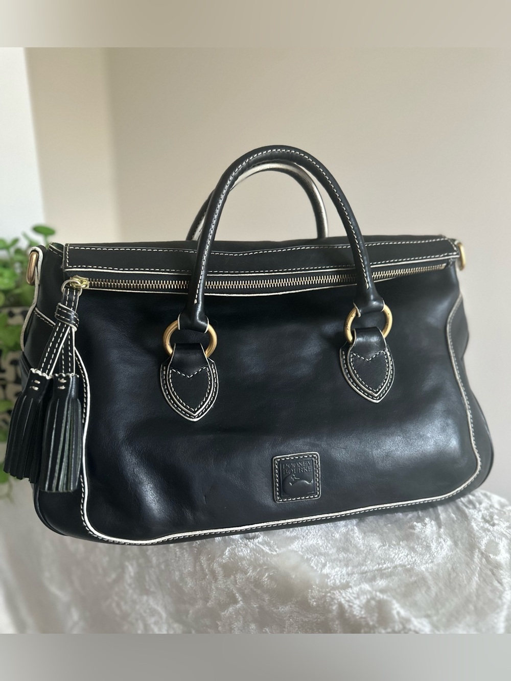 Dooney & Bourke Black Florentine Leather Edge Satchel - Picture 9 of 12